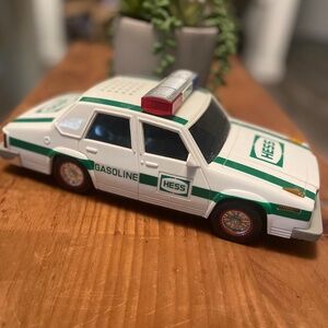 HESS COLLECTION TRUCKS 1990-2002